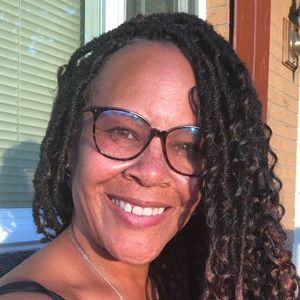 Meet your Posher, Ursula